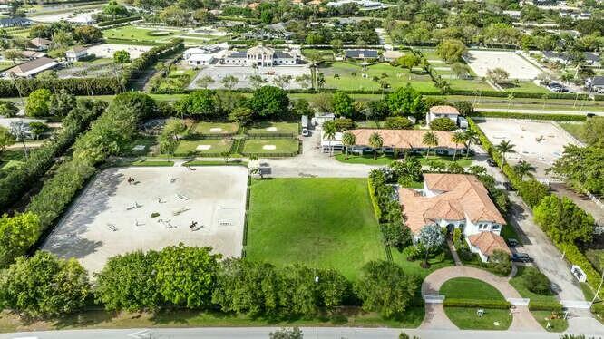 14471 Equestrian Way — photo