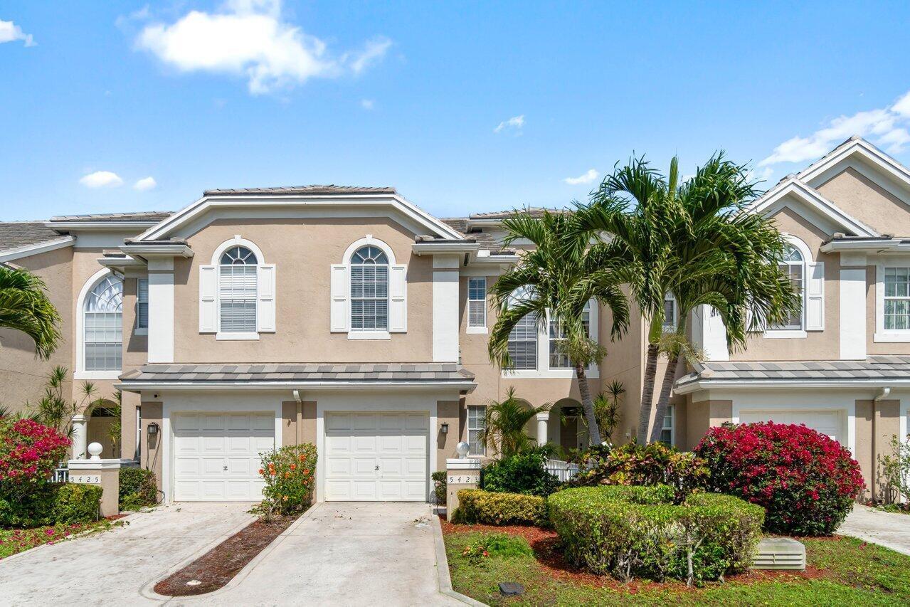 5423 Grand Park Place — photo
