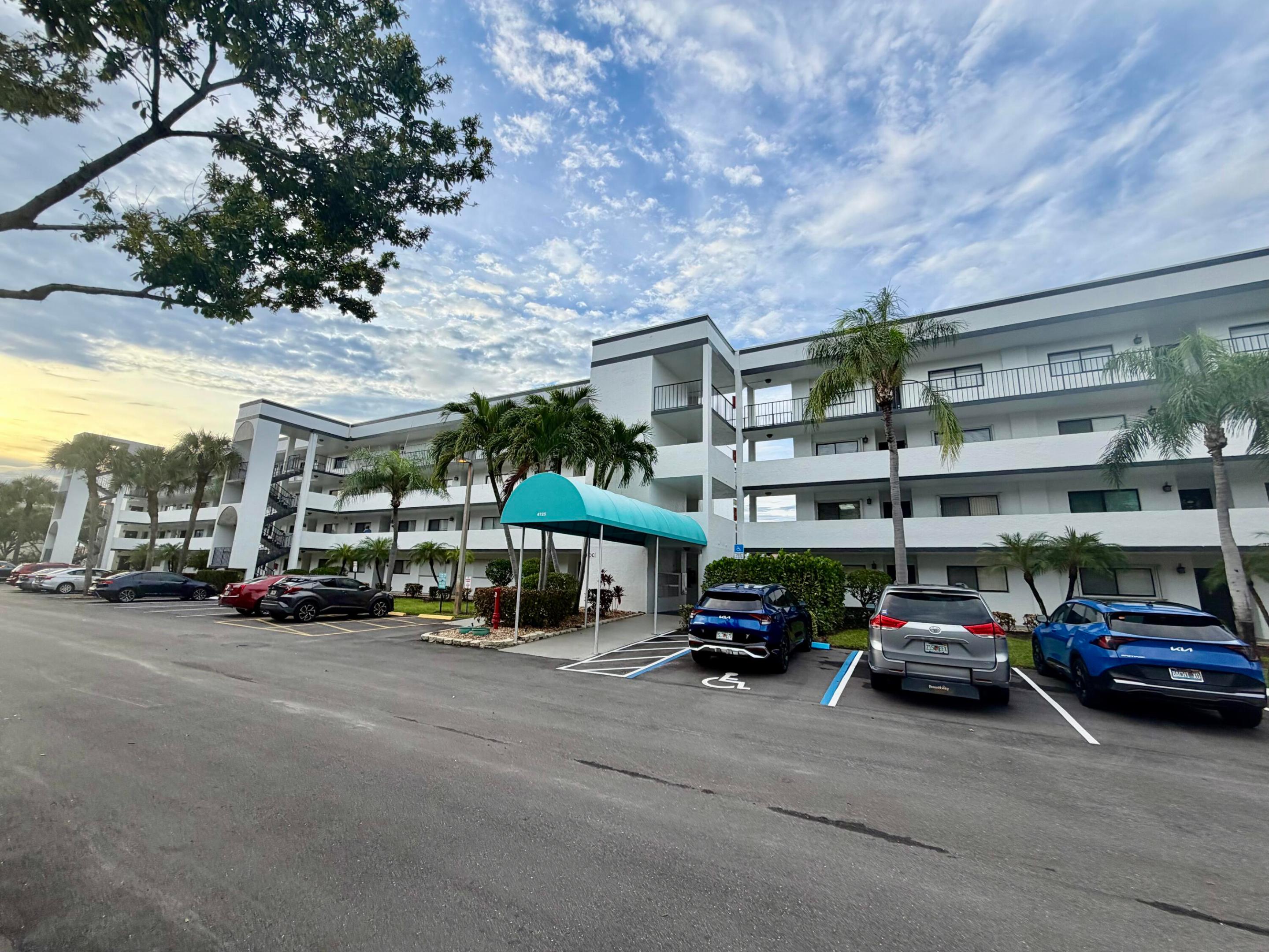 4725 Lucerne Lakes E 214 — photo