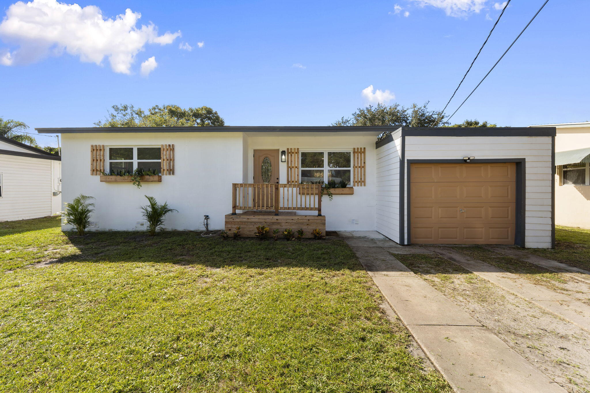 1107 Jasmine Avenue — photo