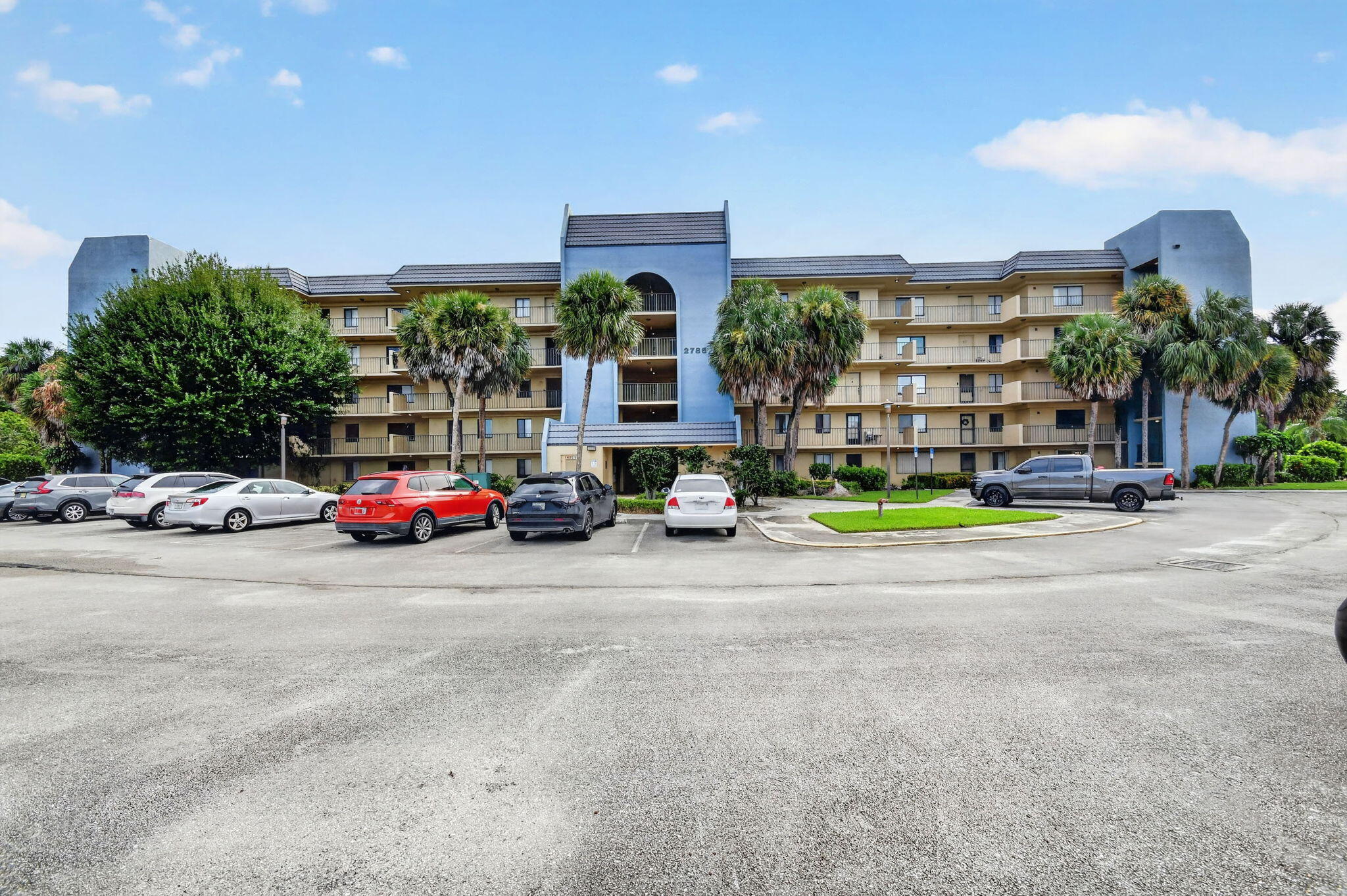 2786 Tennis Club Drive 407 — photo