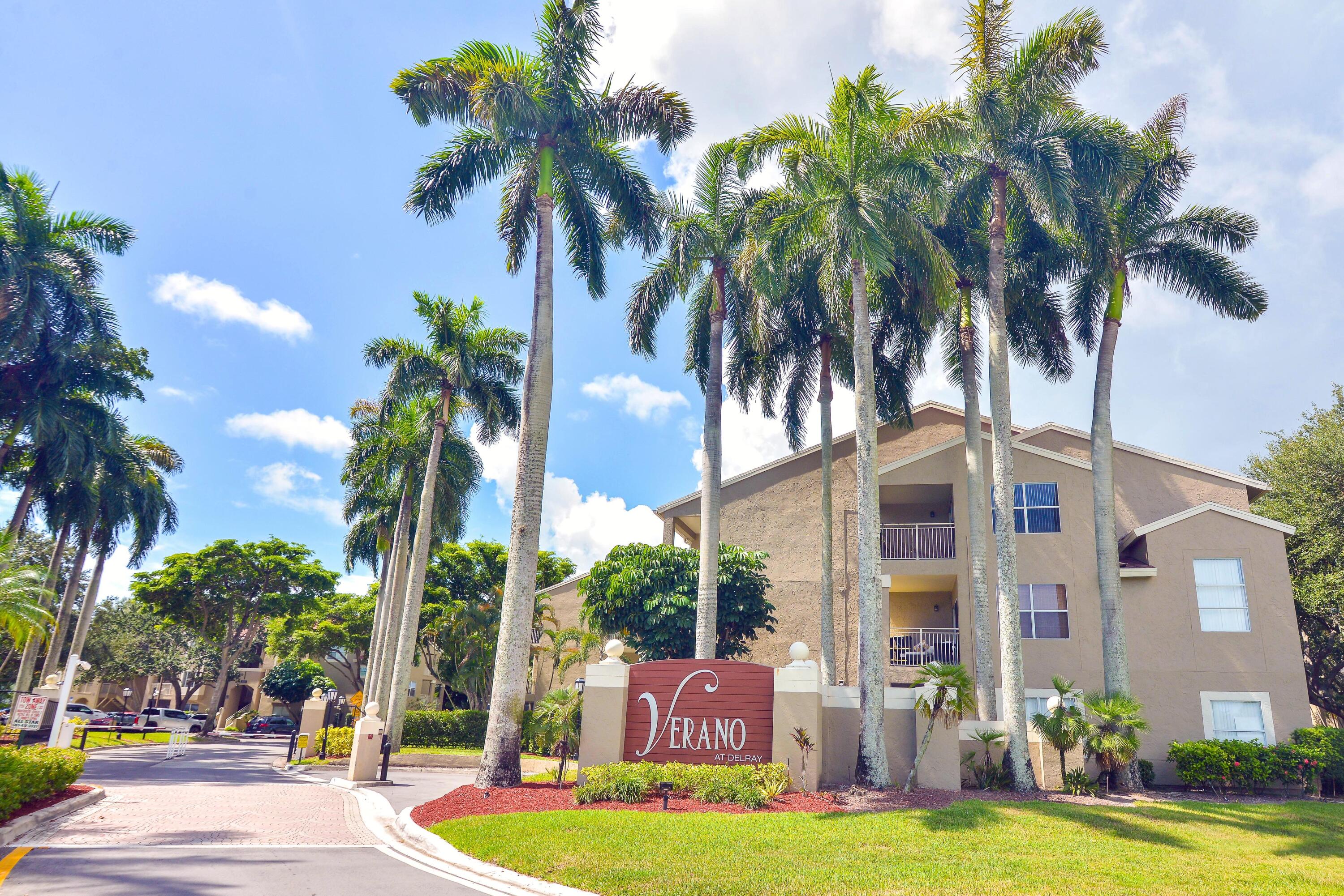 1845 Palm Cove Boulevard 8-301 — photo
