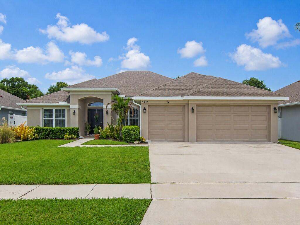8332 Amalfi Circle — photo