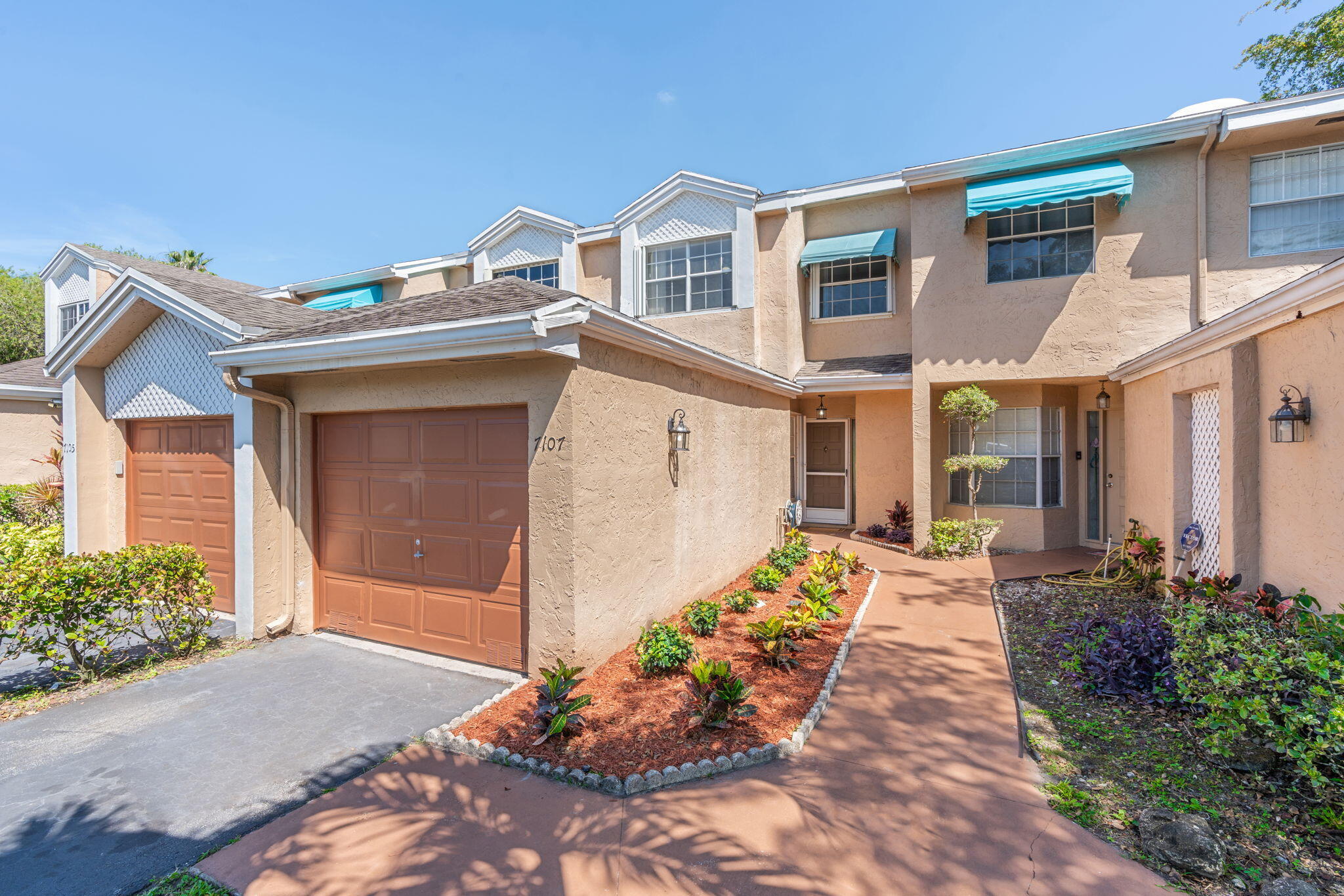 7107 Woodmont Way — photo