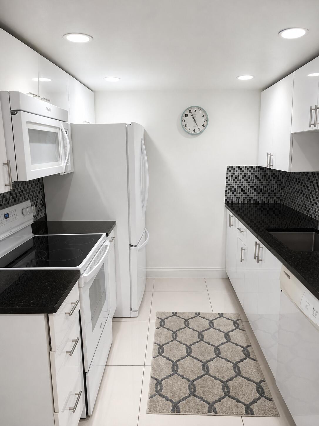 Home in Coconut Creek, FL 33066 — photo 3