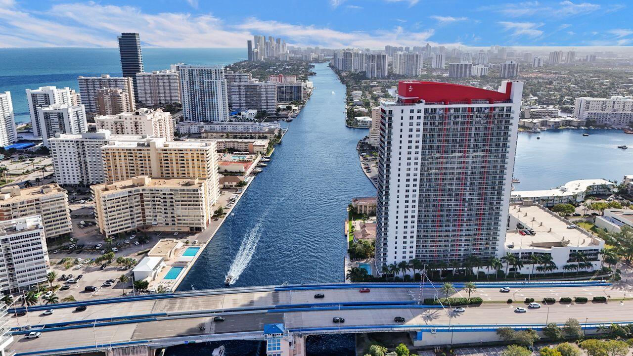 2600 E Hallandale Beach Boulevard T3210 — photo