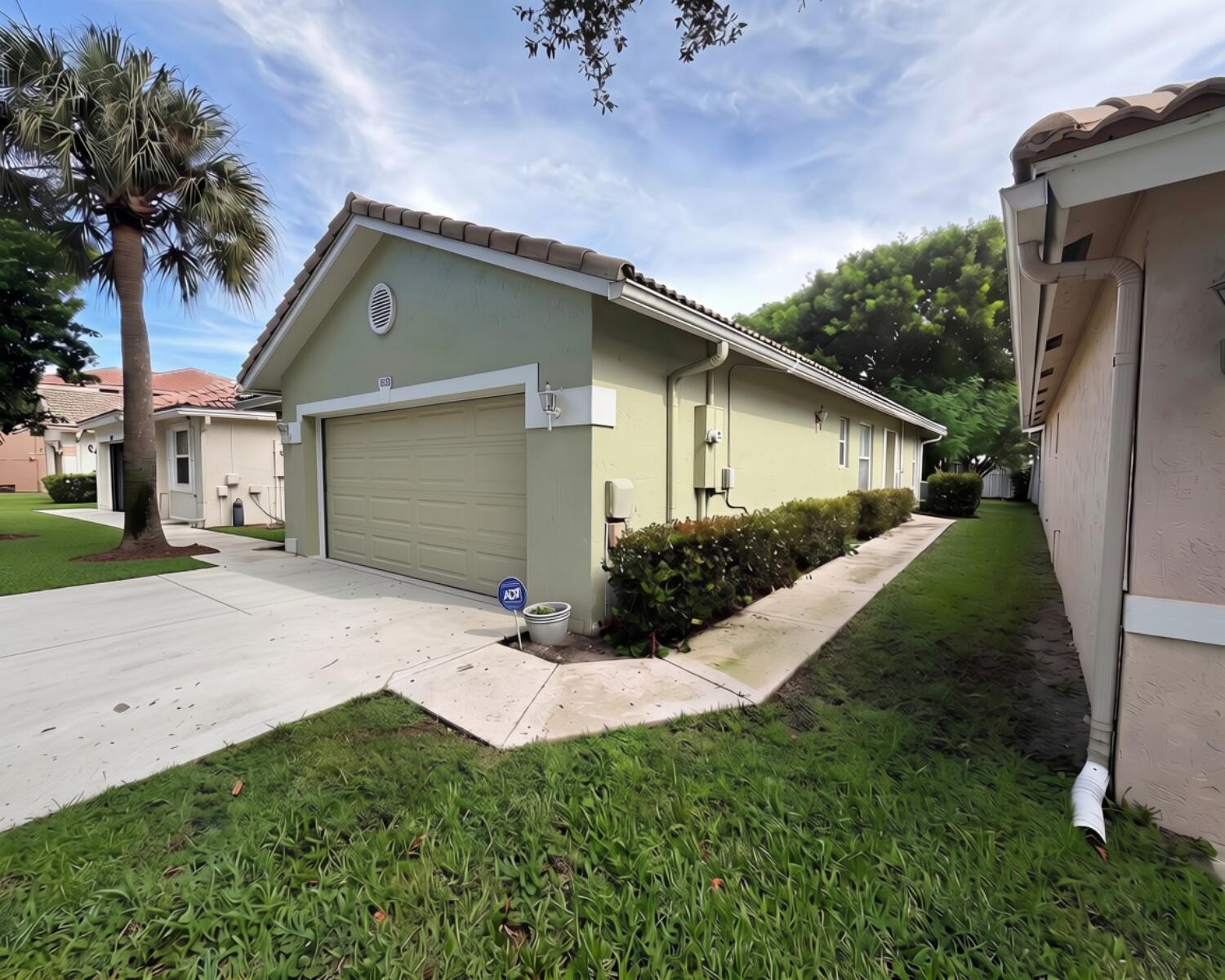 3703 NW 63rd Court — photo