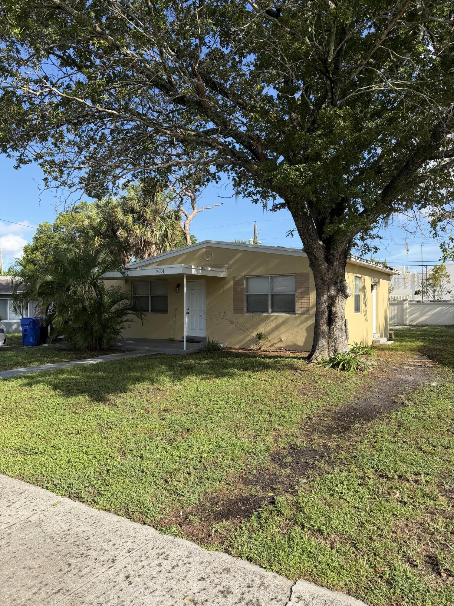 2501 SW 3rd Street — photo