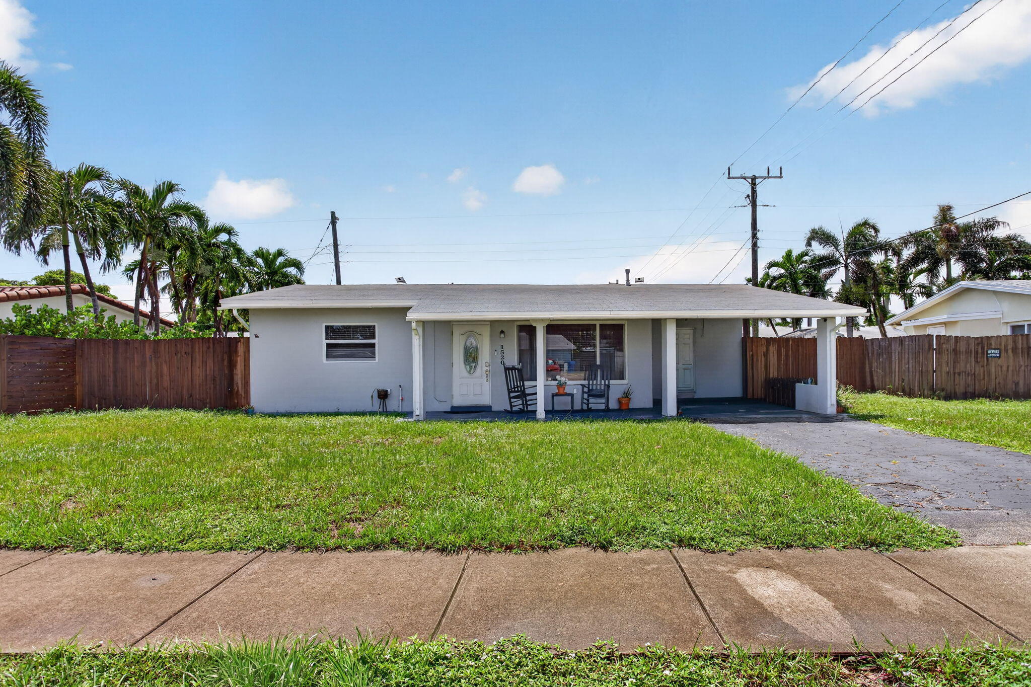 1520 NE 34th Court — photo