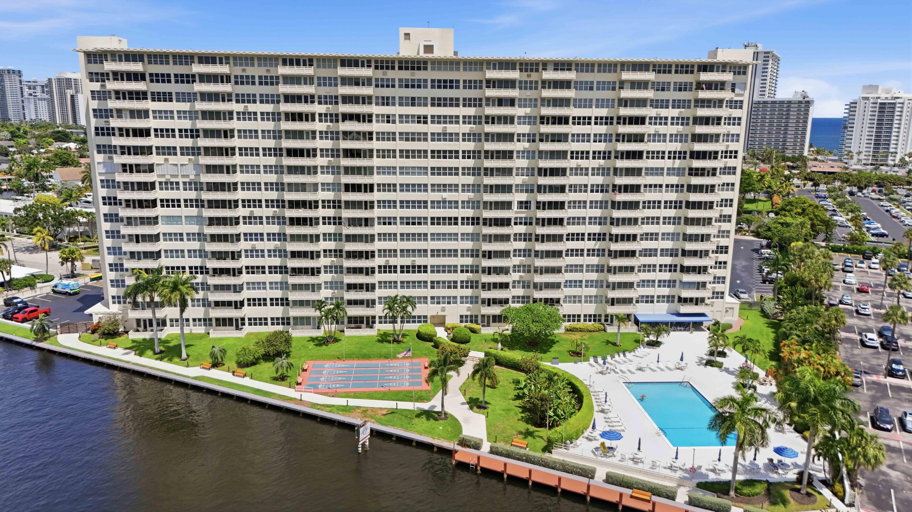 3200 NE 36th Street Unit 318 — photo