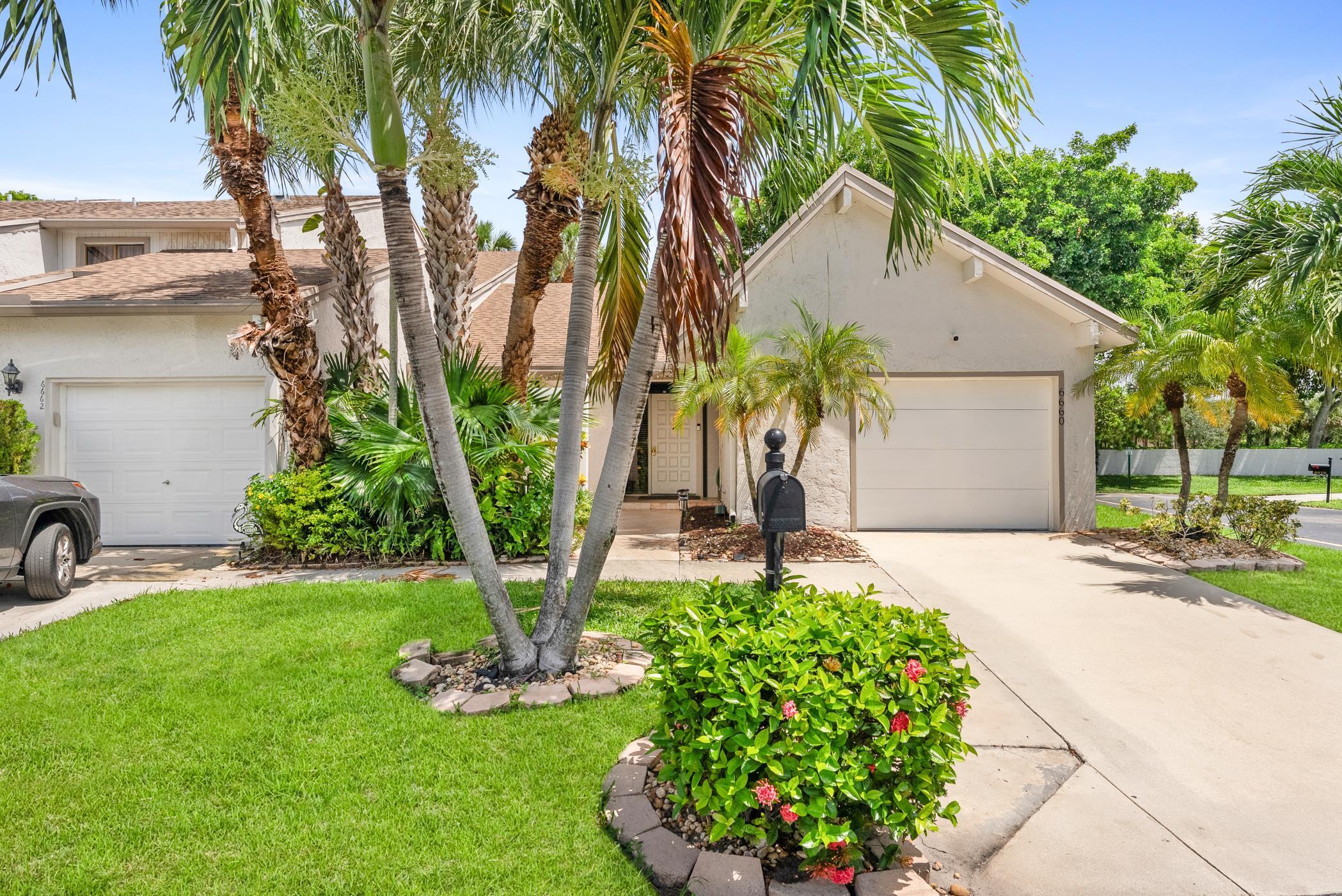 6660 Canary Palm Circle — photo