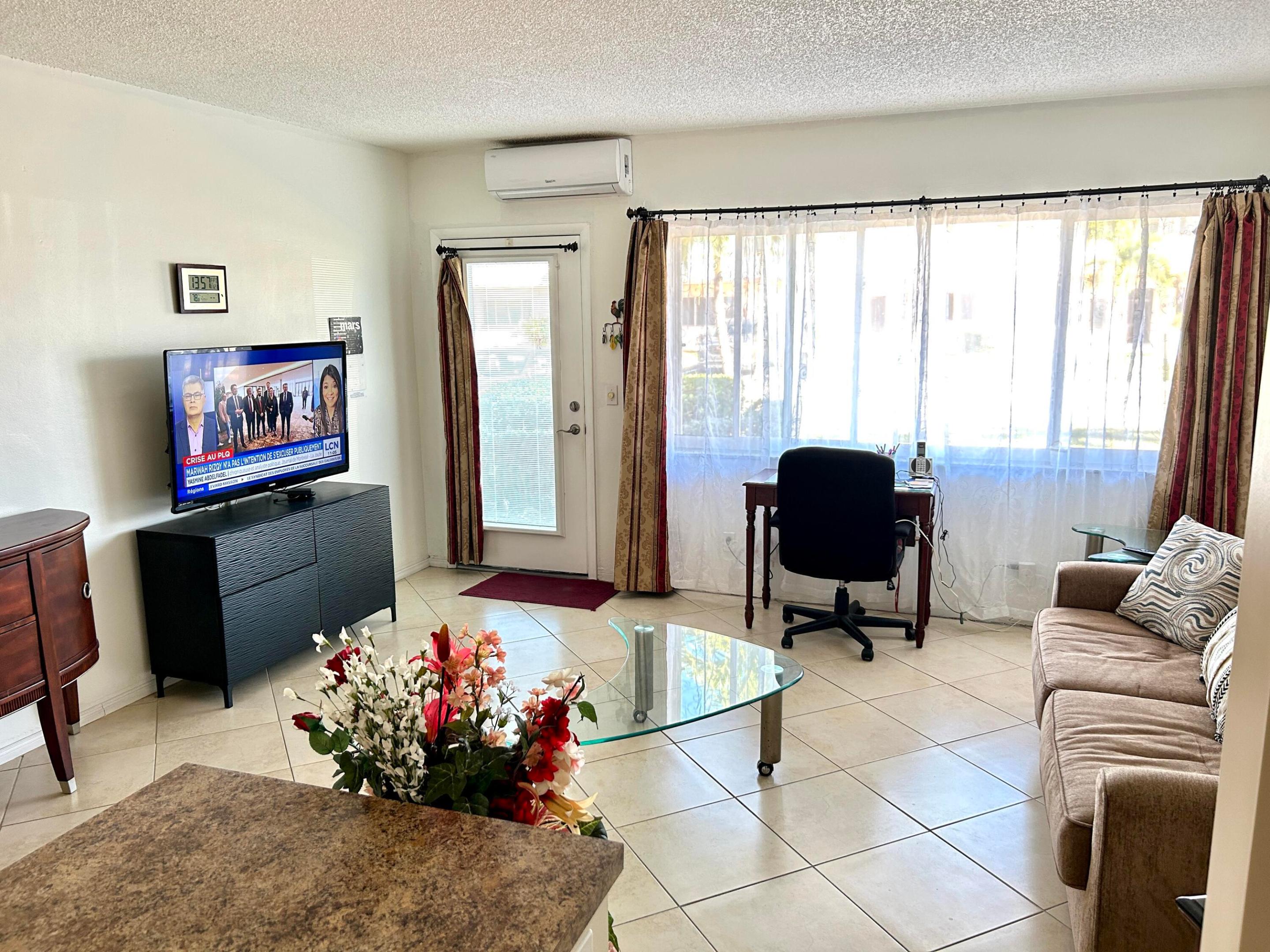 920 SW 11th Avenue 5D — photo