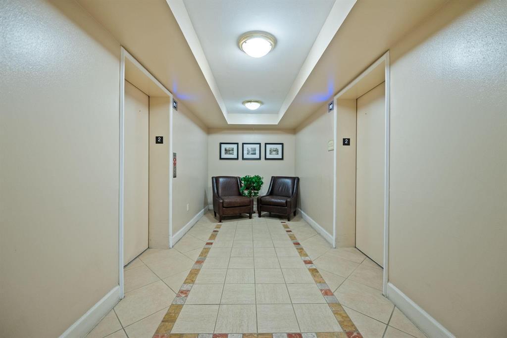 520 SE 5th Avenue 2202 — photo