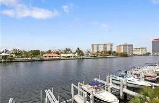 1965 S Ocean Drive Ms — photo
