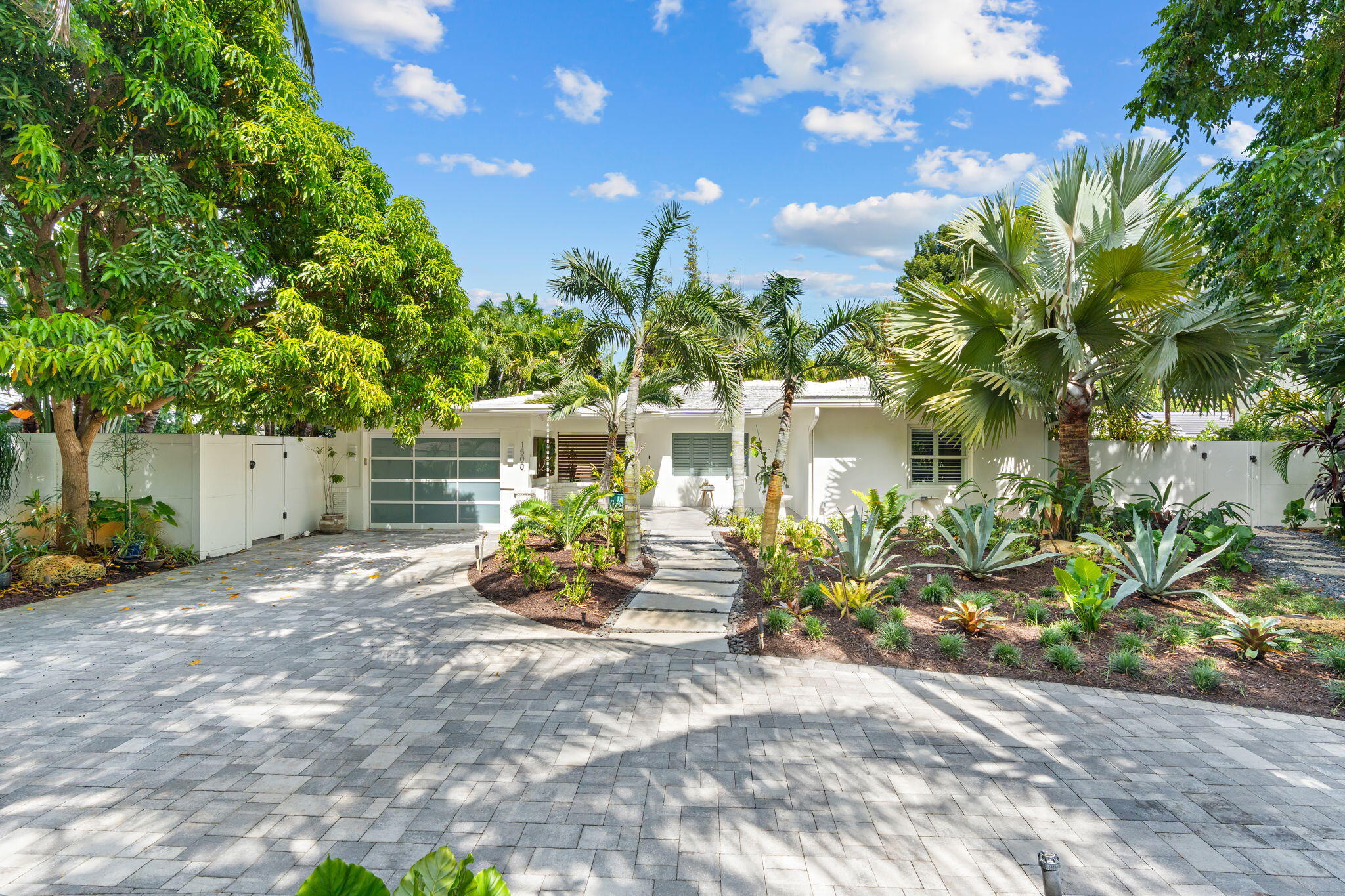 1500 Middle River Drive — photo