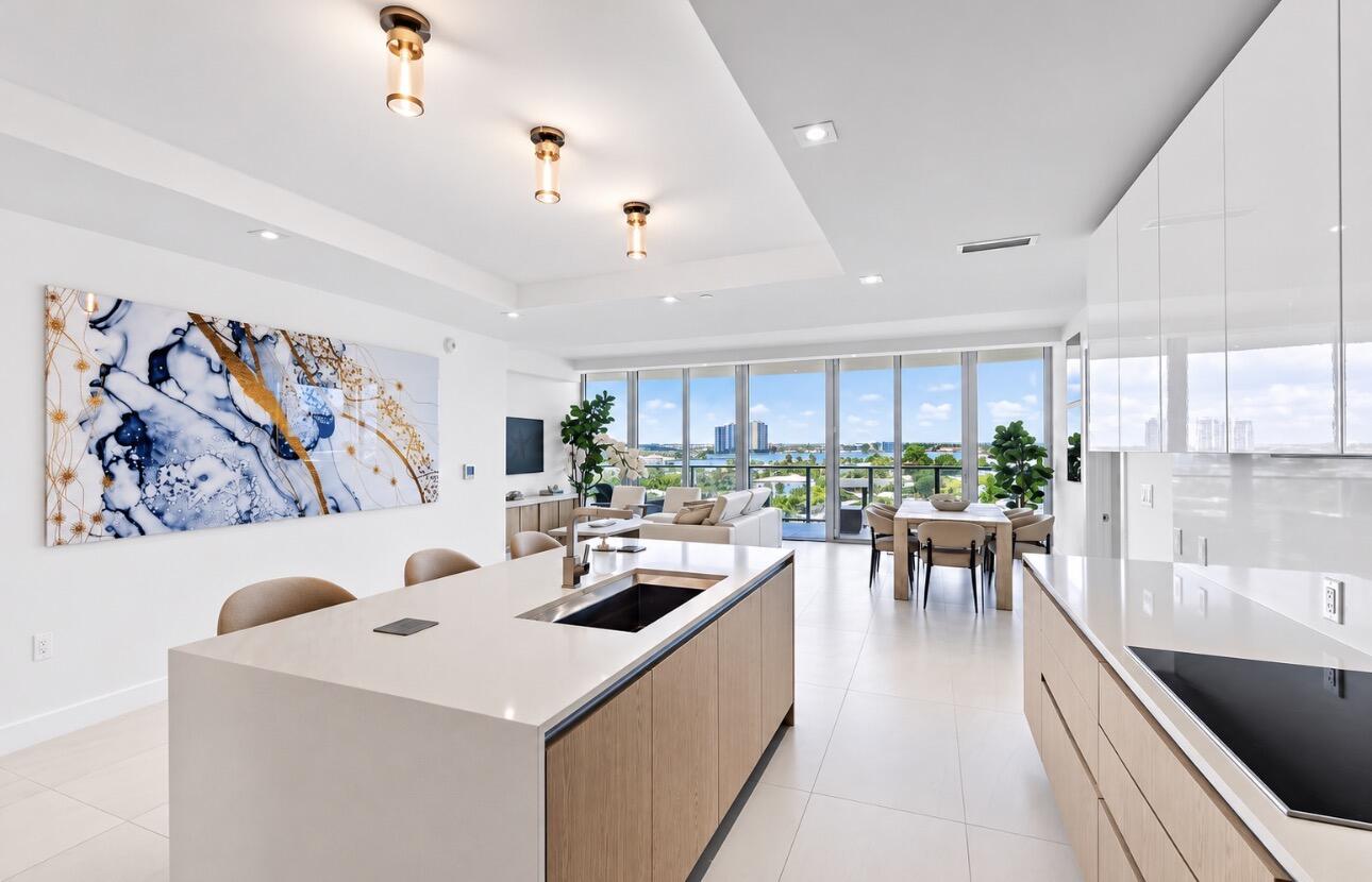 3100 N Ocean Drive P-701 — photo