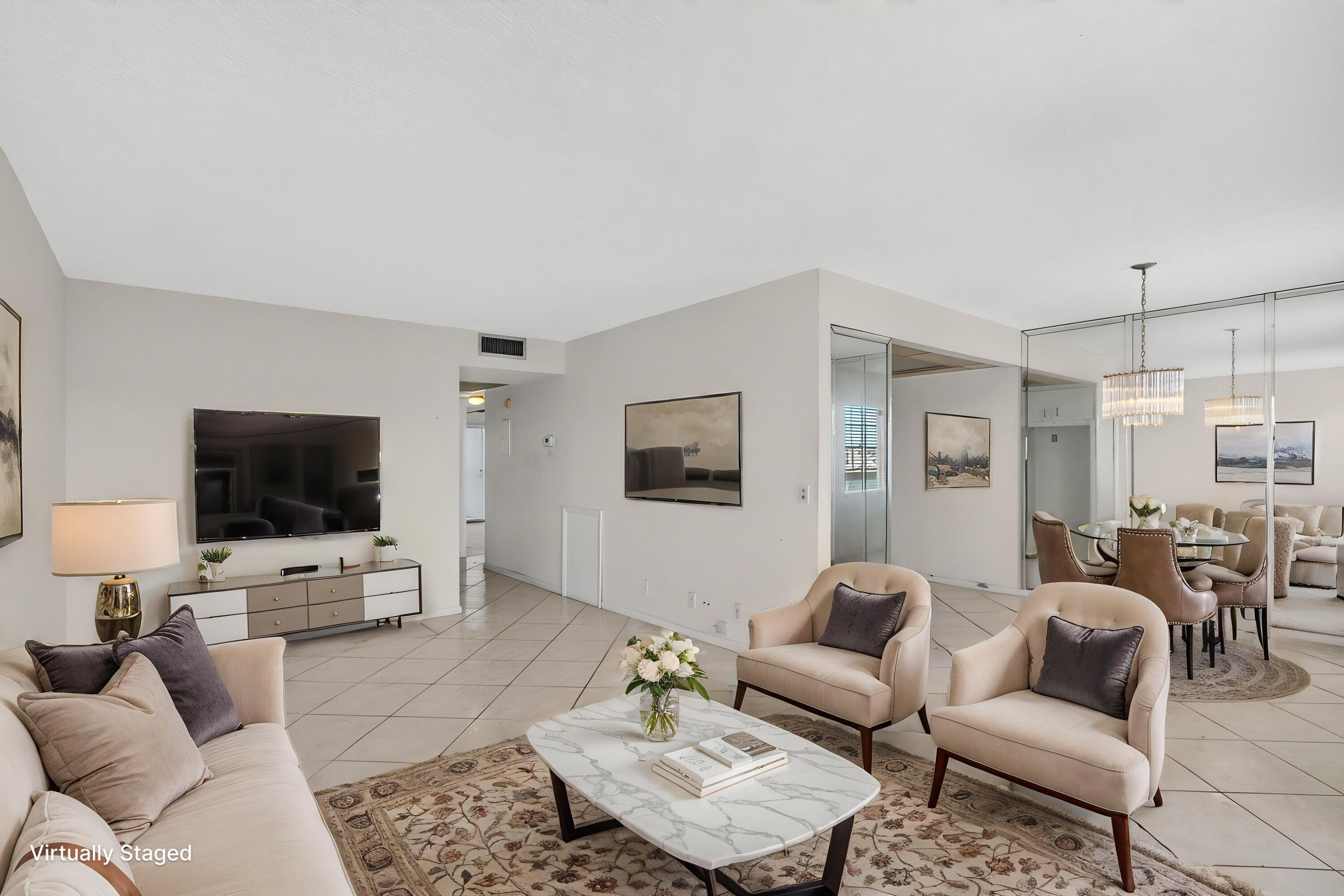 4044 Wolverton C — photo