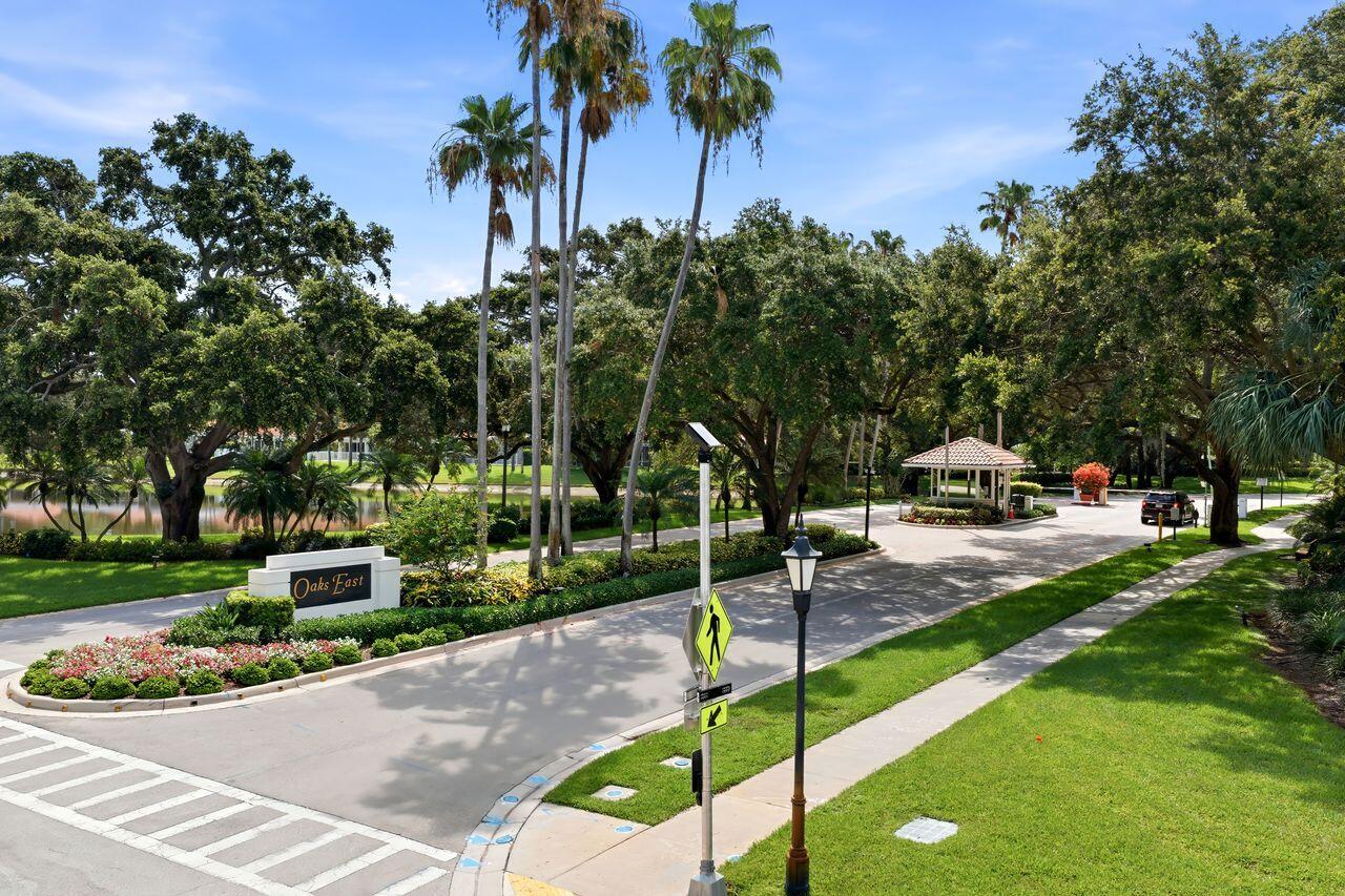 508 E Tall Oaks Drive — photo