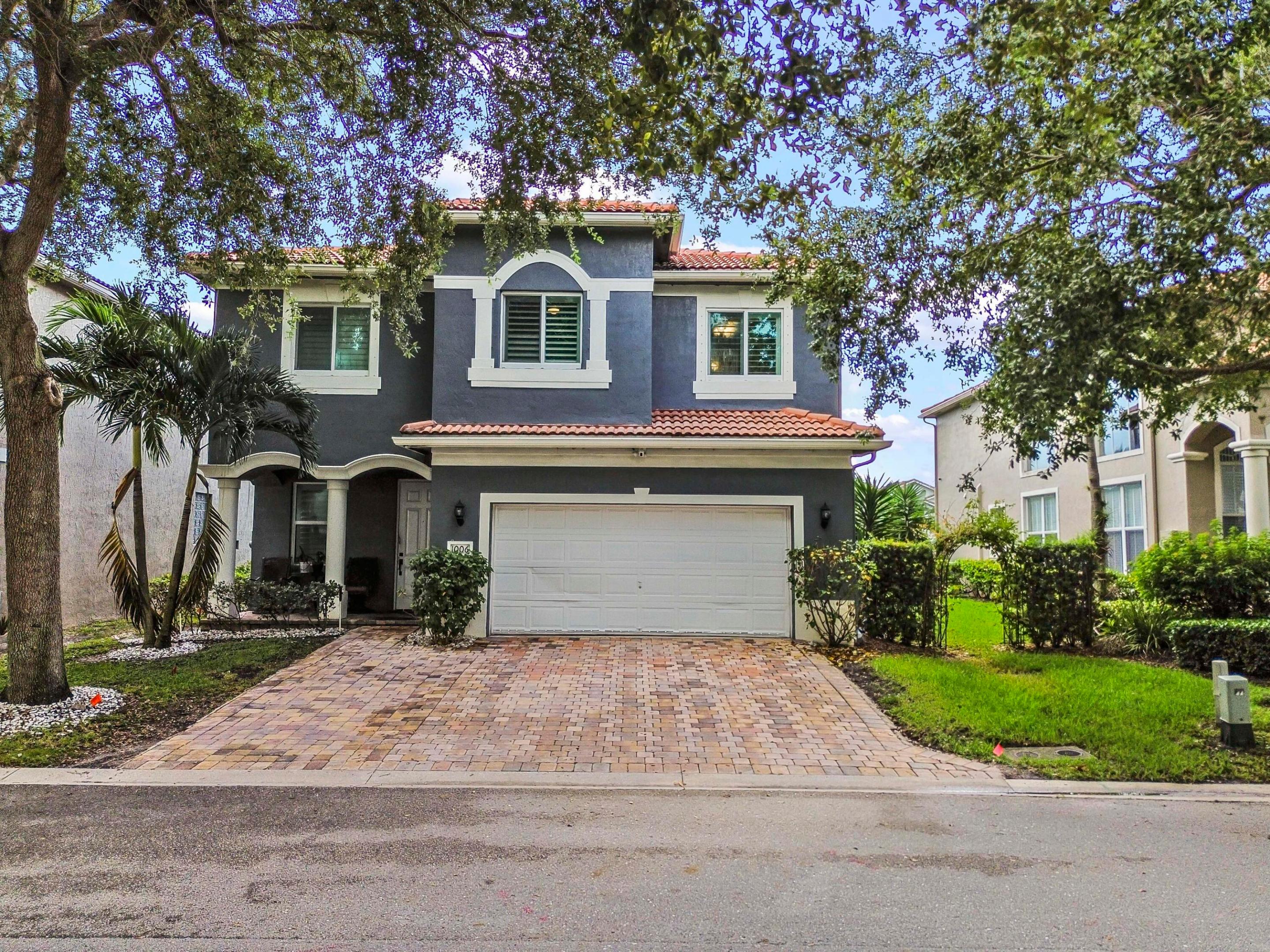 1006 Center Stone Lane — photo