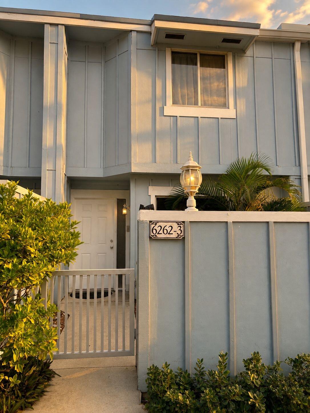 6262 Riverwalk Lane 3 — photo