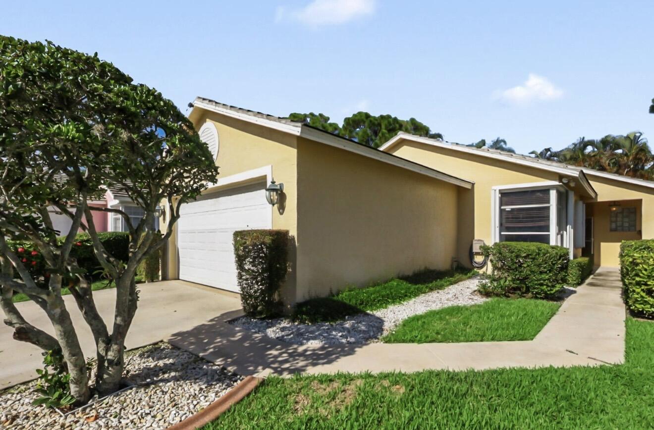 172 Harbor Lake Circle — photo