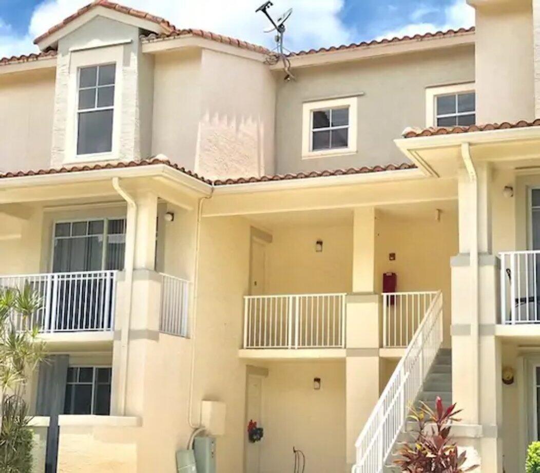 1136 Town Center Drive 23 — photo