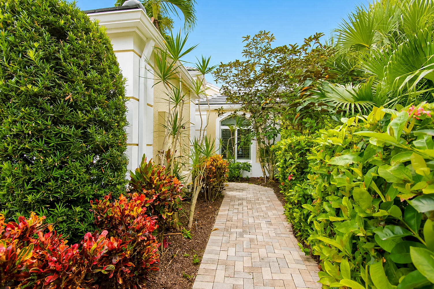 16053 Villa Vizcaya Place — photo