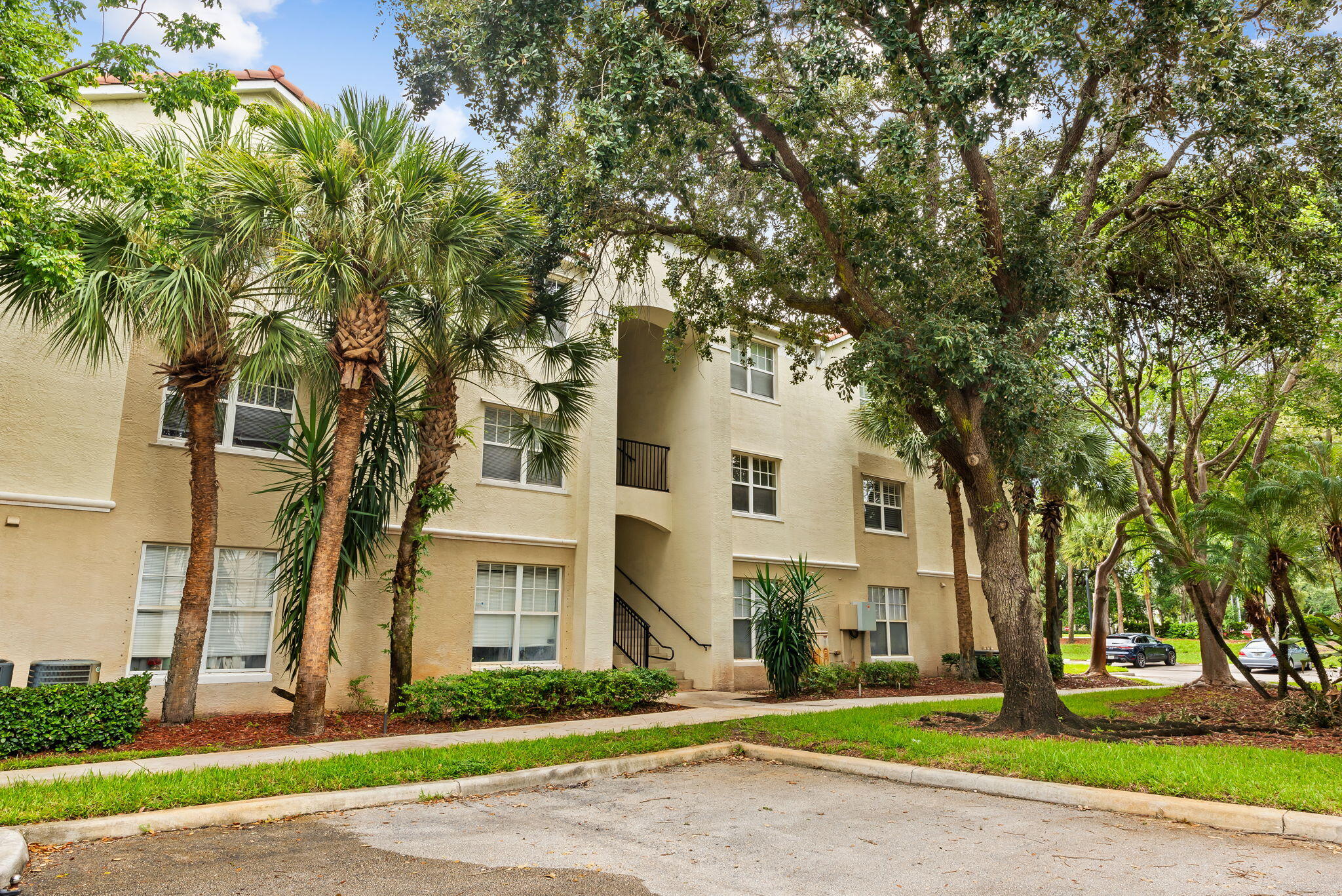 5900 W Sample Road 102 — photo