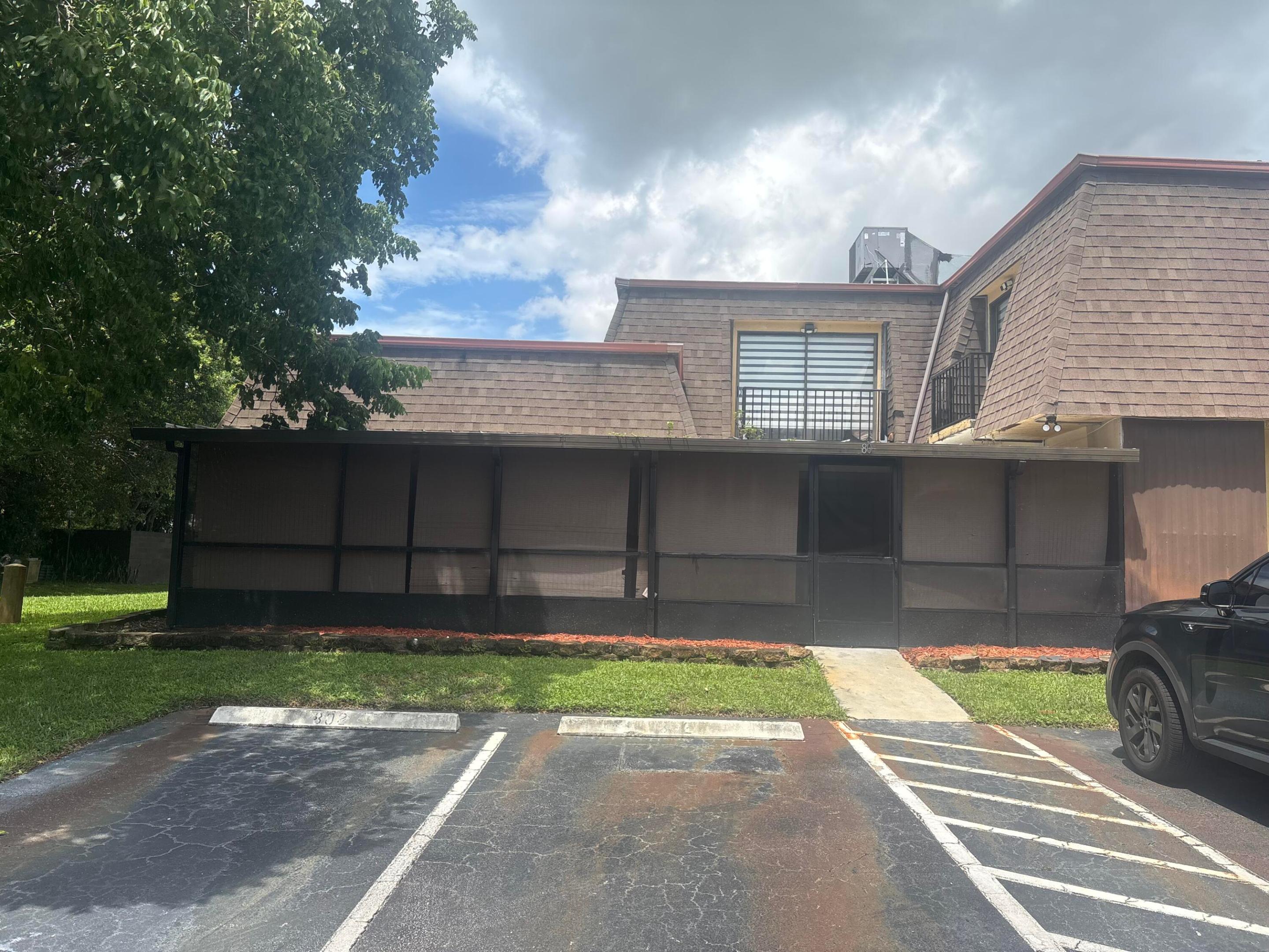 Home in Lake Worth, FL 33467 — photo 2