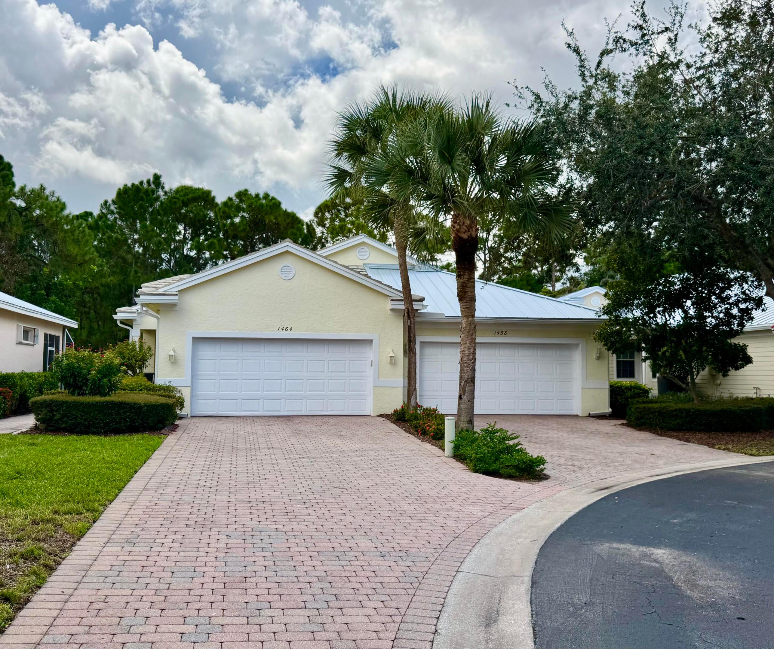 1464 SE Tidewater Place — photo