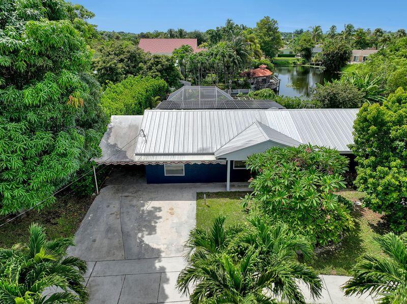 1707 E Terrace Drive — photo