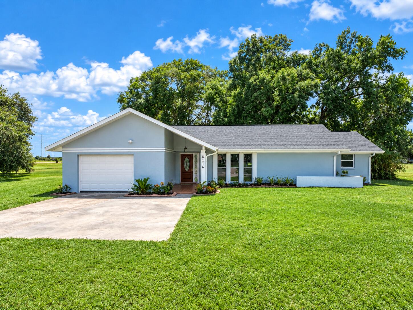8316 Hampshire Drive — photo