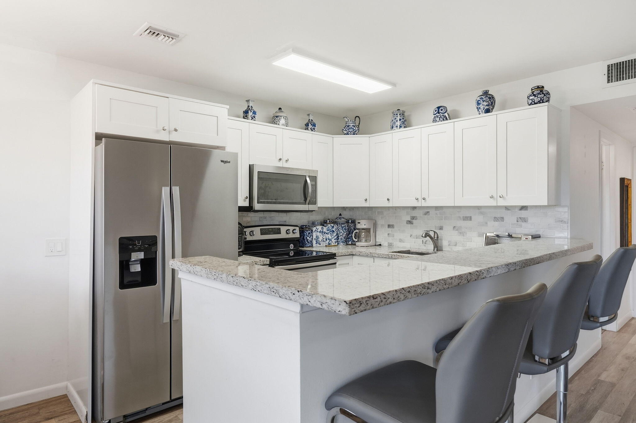 209 Brighton E — photo