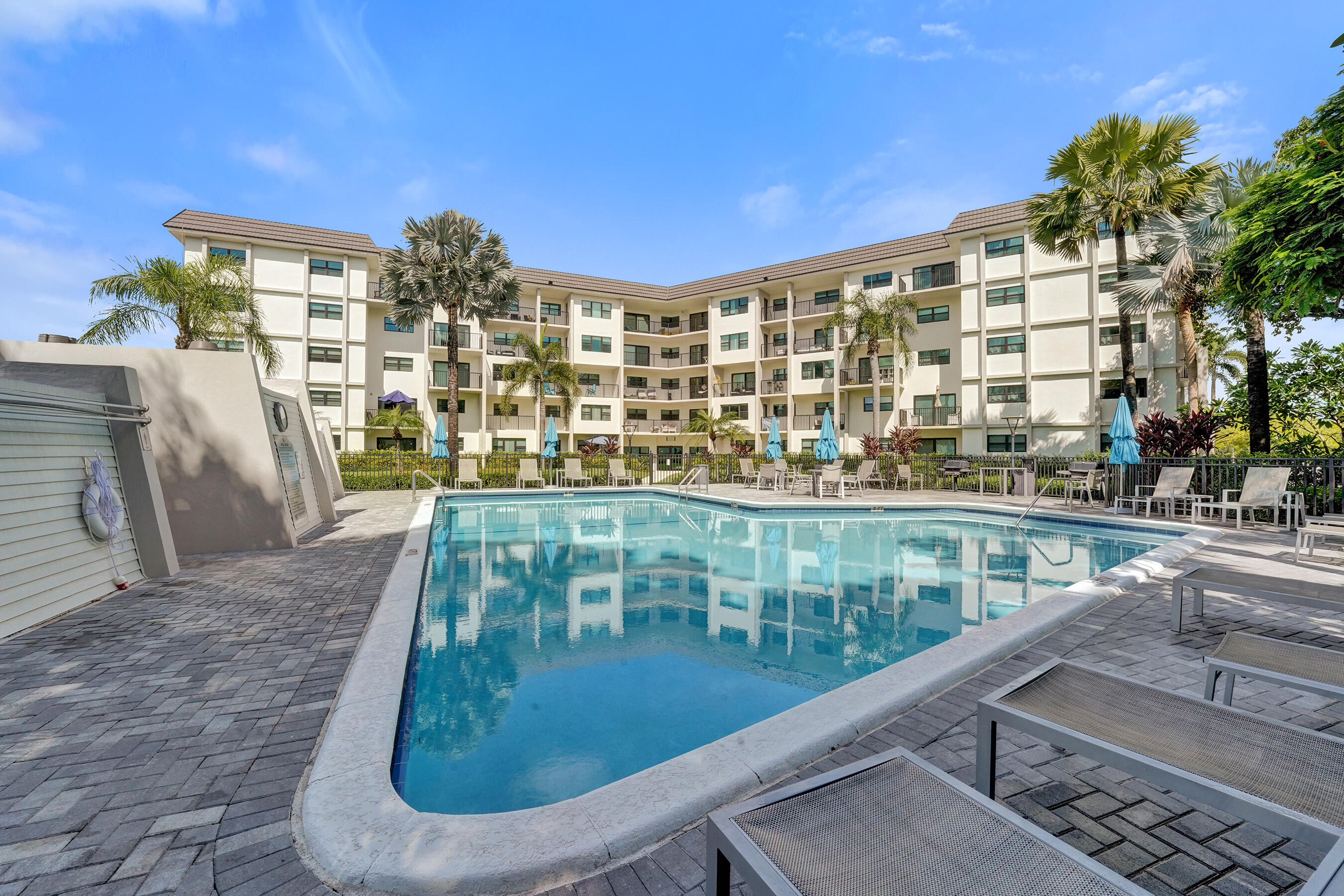1000 River Reach Drive 506 — photo