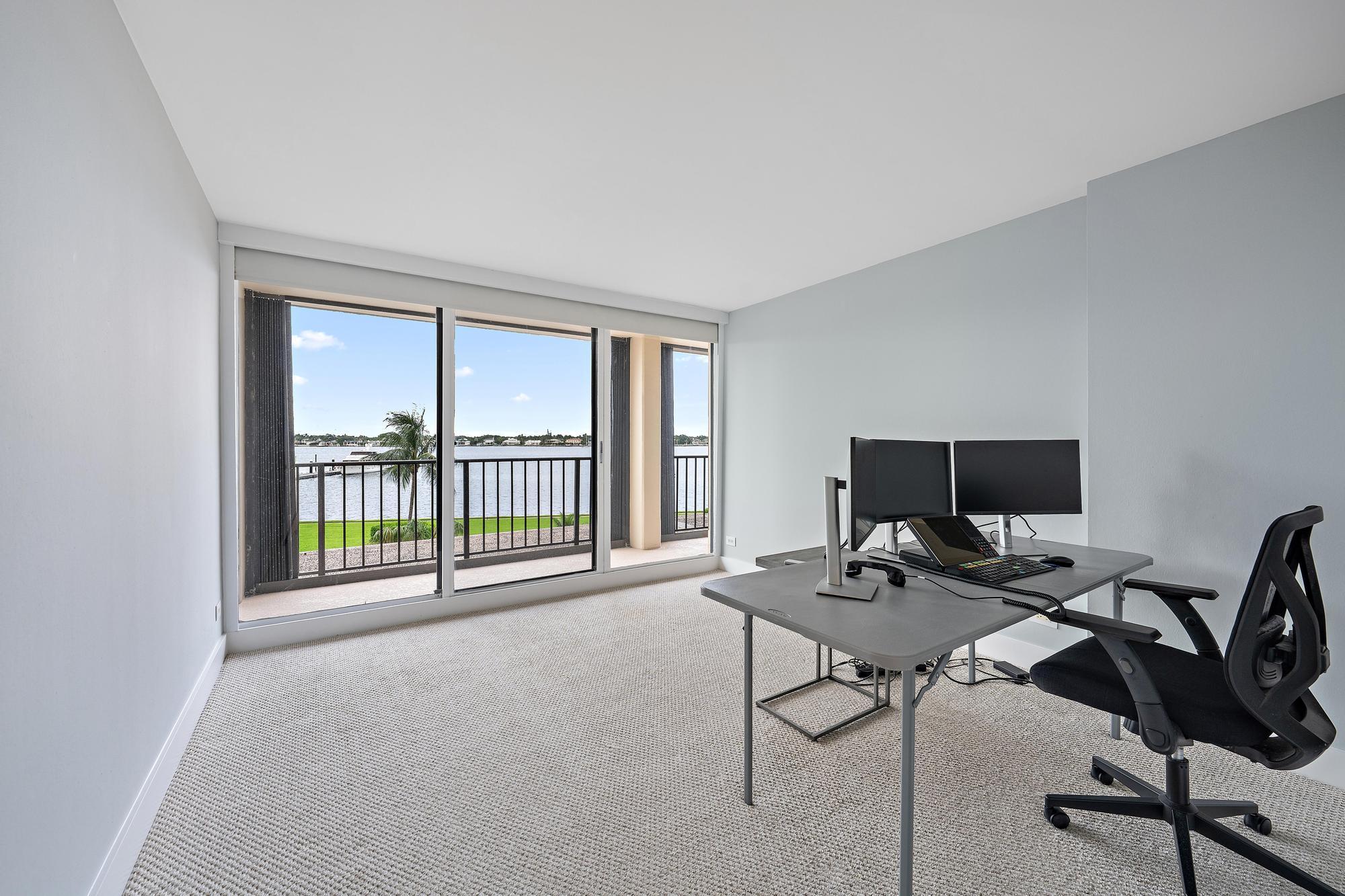 134 Lakeshore Drive 316 — photo