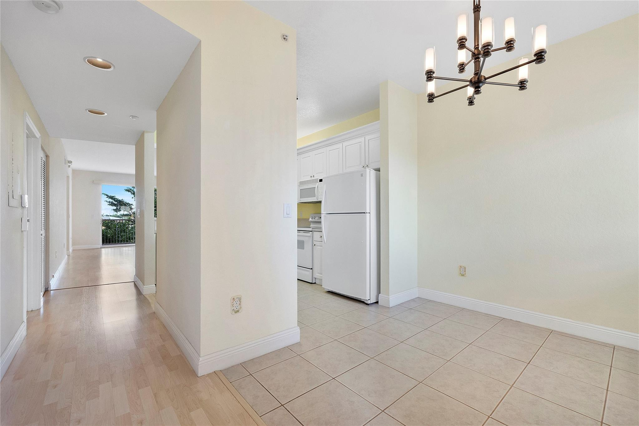 7765 Yardley Drive 403 — photo
