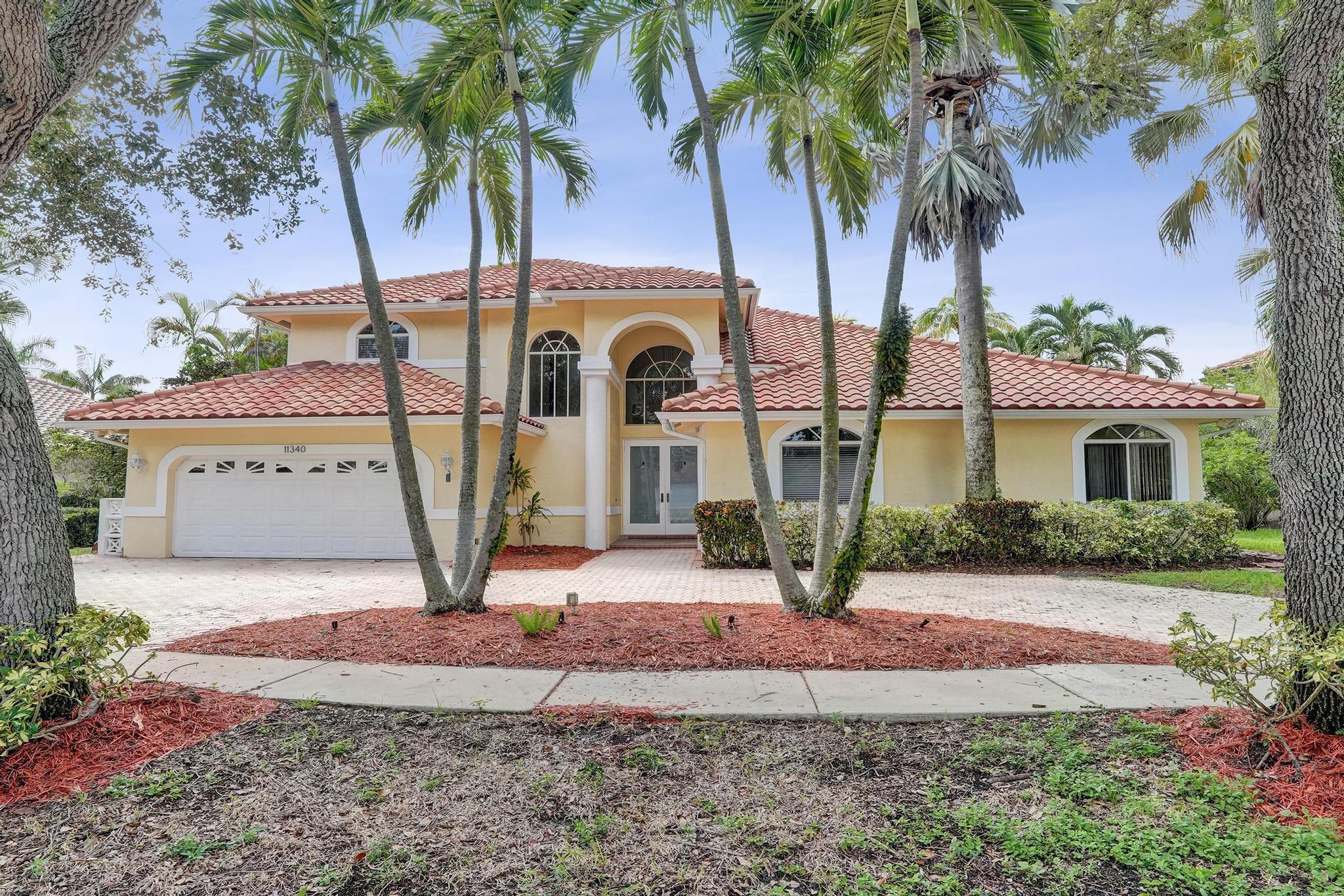 11340 Lakeshore Drive — photo