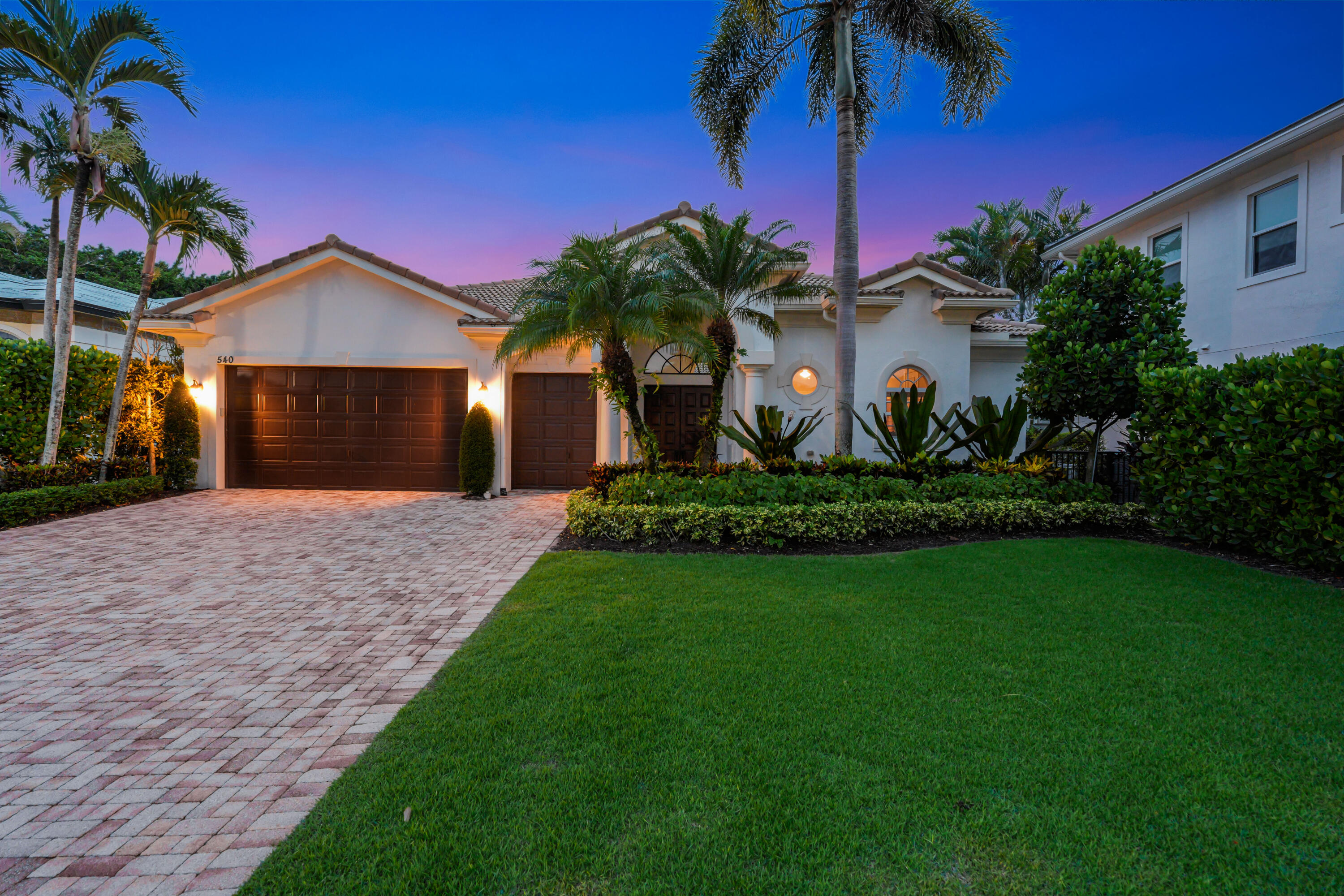 540 Les Jardin Drive — photo