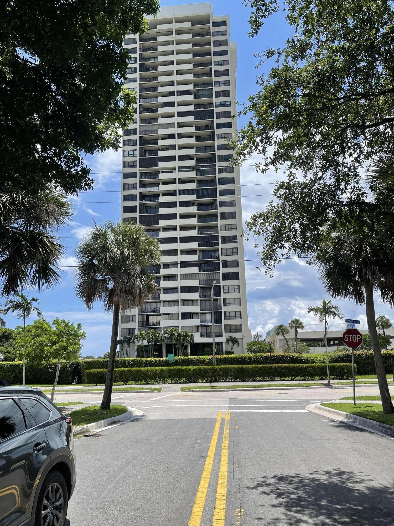 5600 N Flagler Drive 2803 — photo