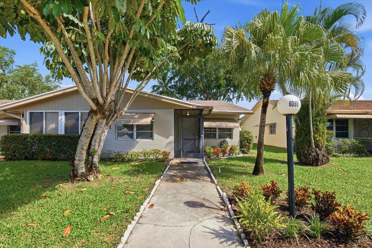 6069 la Palma Lane — photo