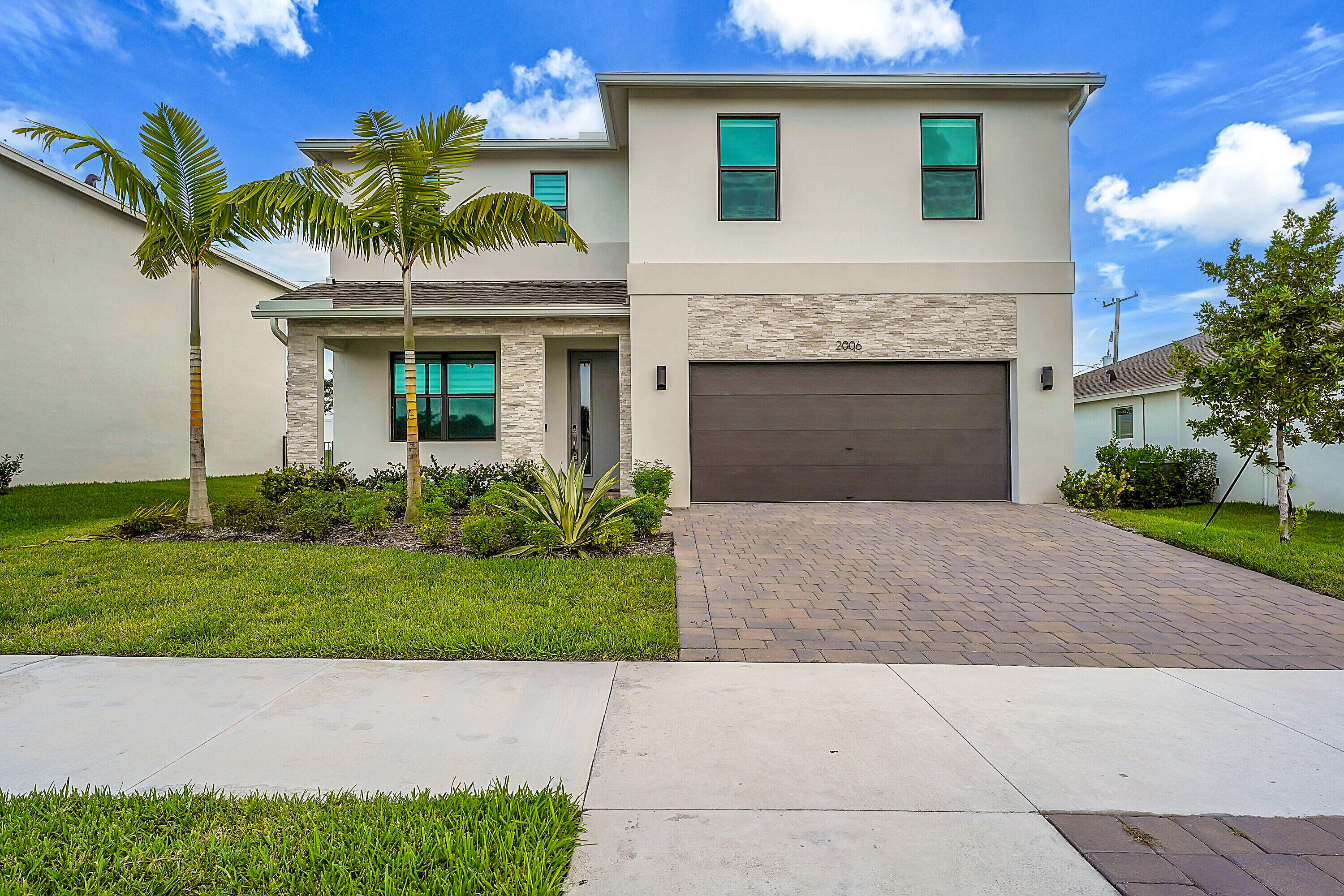 2006 NE Ocean Dunes Drive — photo