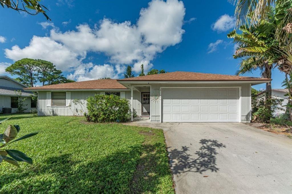 1636 20th Place SW — photo