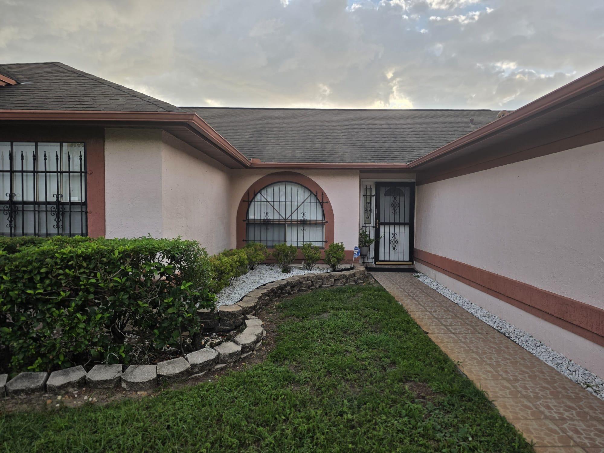7413 Wade Meadow Court — photo