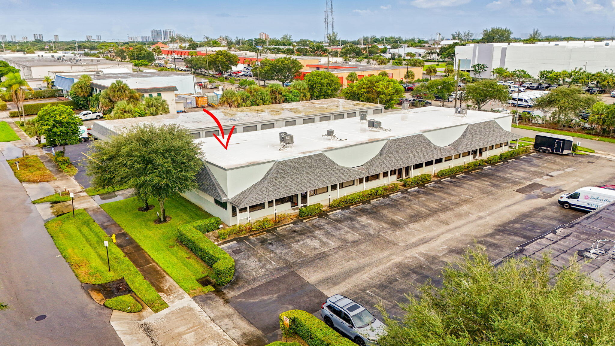 1334 S Killian Drive 1, Lake Park, FL — photo