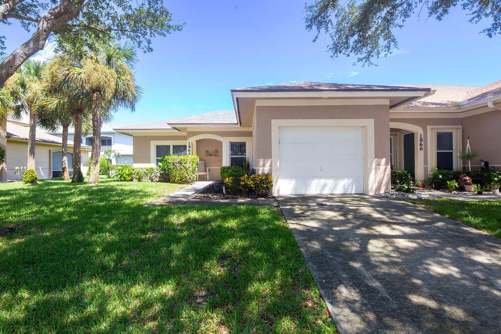 1864 S Dovetail Drive a1 — photo