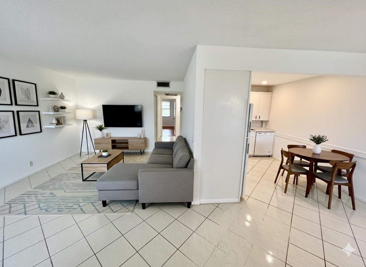 3002 Newcastle A, Boca Raton, FL 33434 — photo 2
