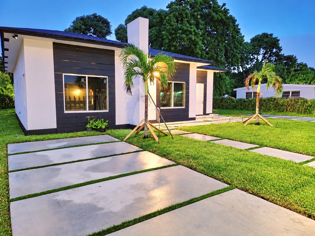 10220 SW 170th Terrace — photo