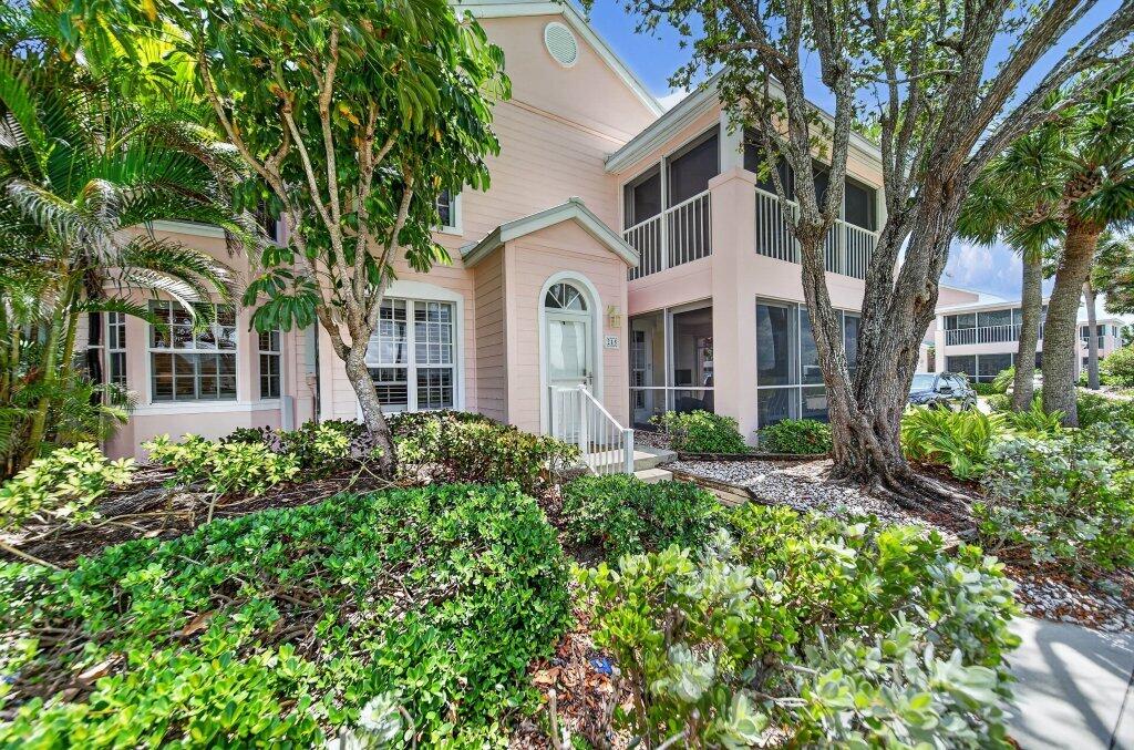 391 NE Plantation Road 215 — photo