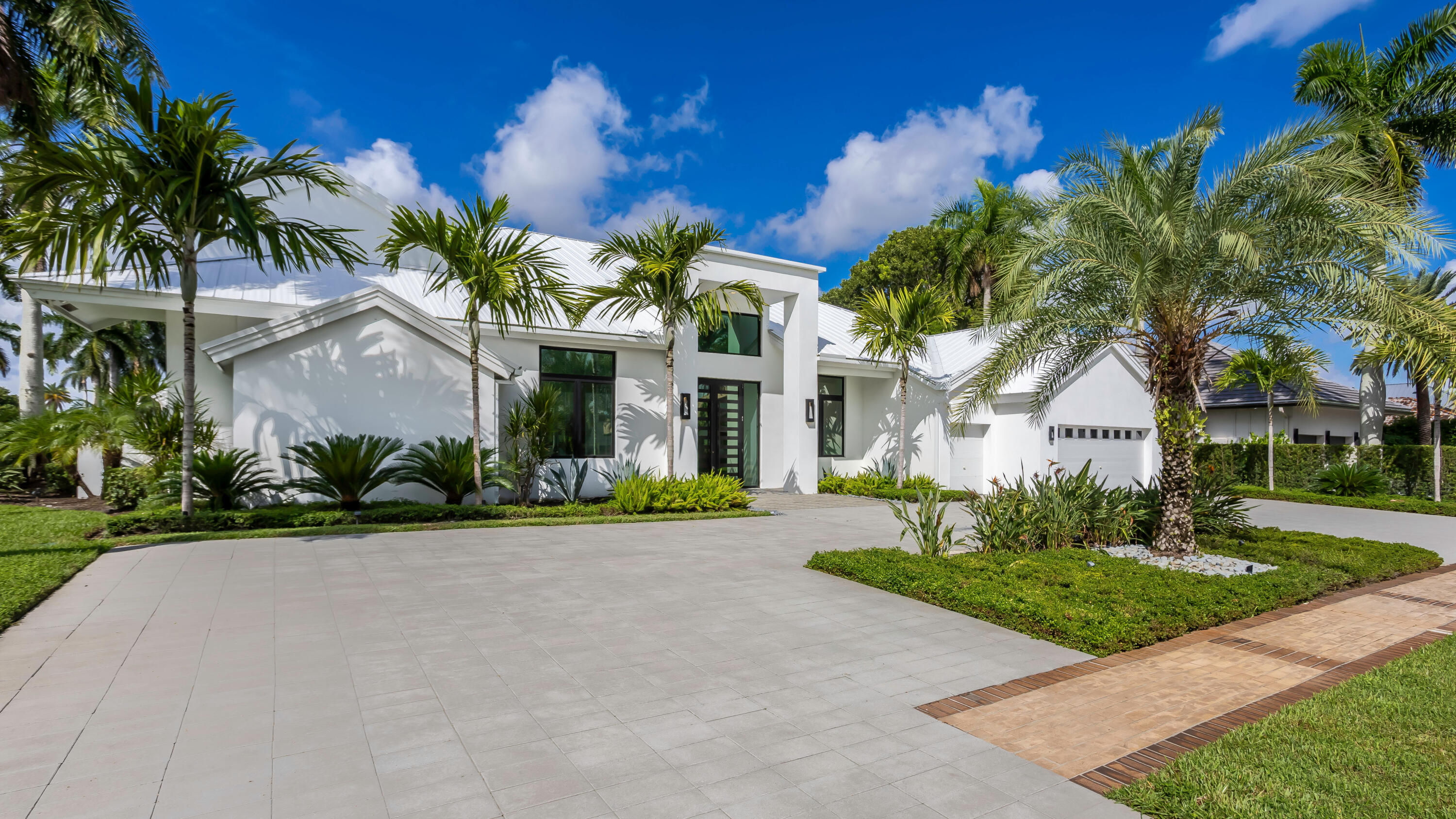 7359 Ballantrae Court — photo