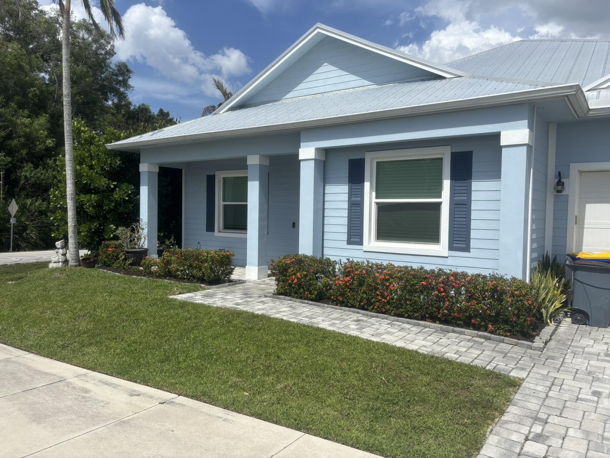 3451 SW Loggerhead Court — photo
